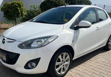 Mazda 2 174.000 km 2.790 &euro; Eschweiler 52249