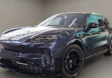 Porsche Cayenne 9.900 km 121.900 &euro; Aachen 52068
