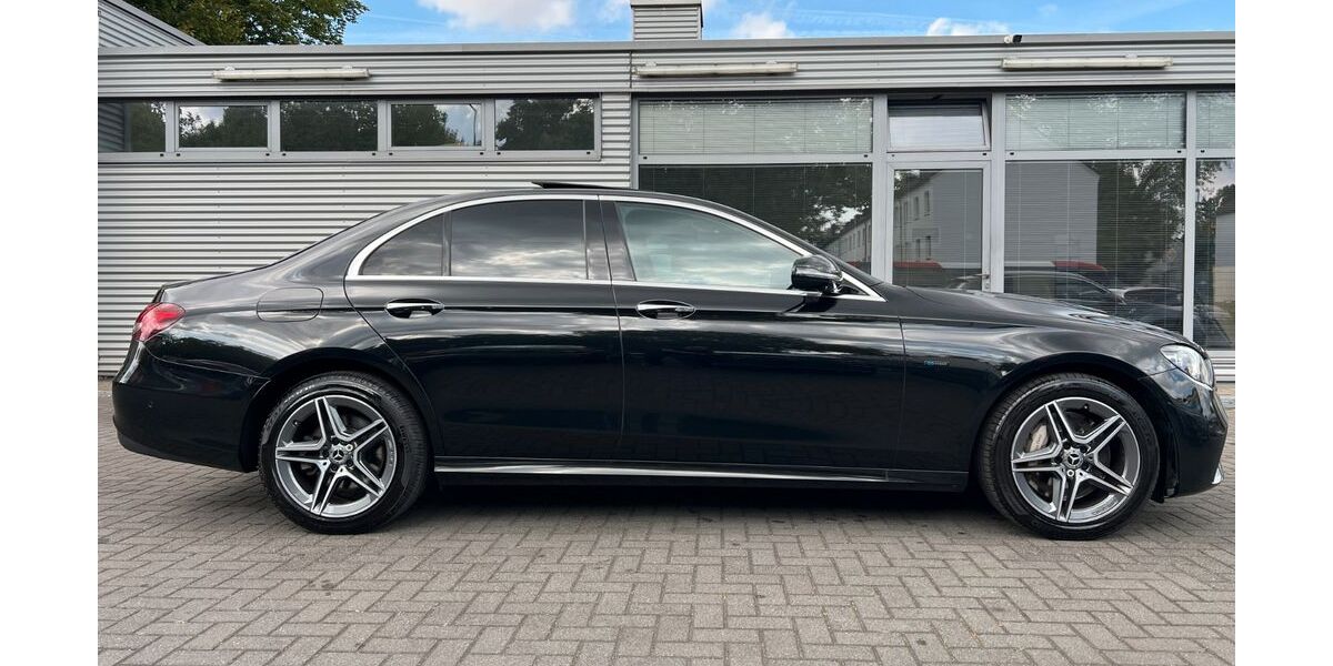 Mercedes-Benz E 300 126.962 km 31.800 &euro; Aachen 52078