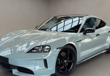 Porsche Taycan 8.000 km 121.500 &euro; Aachen 52068