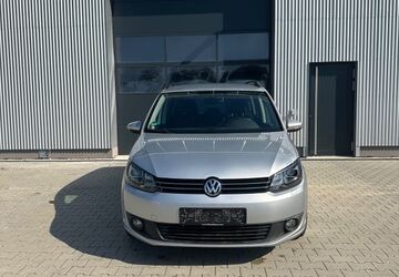 VW Touran 262.200 km 4.900 &euro; Aachen 52080