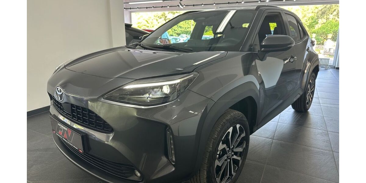 Toyota Yaris Cross 6.500 km 25.900 &euro; Stolberg 52224