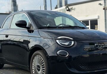 Fiat 500e 22.250 km 17.680 &euro; Alsdorf-Hoengen (bei Aachen) 52477