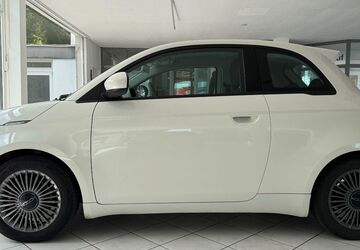 Fiat 500e 39.489 km 15.950 &euro; Aachen 52080