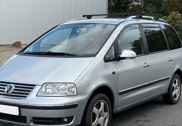 VW Sharan 251.323 km 3.000 &euro; Düren 52351