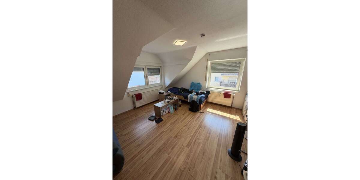 Etagenwohnung Jülich Kirchberg - 1 Zimmer, 35 m&sup2;, 195&euro; | Angebot:27266833