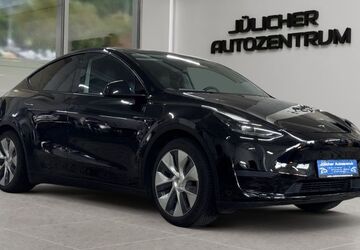 Tesla Model Y 68.500 km 28.790 &euro; Jülich 52428