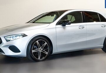 Mercedes-Benz A 180 19.539 km 32.900 &euro; Düren 52349