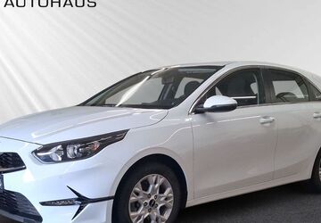 Kia ceed / Ceed 4.770 km 21.979 &euro; Aachen 52070