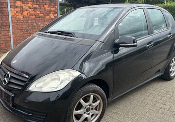 Mercedes-Benz A 180 263.000 km 1.350 &euro; Aachen 52072