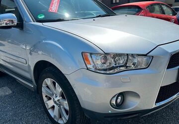 Mitsubishi Outlander 168.305 km 6.950 &euro; Aachen 52080
