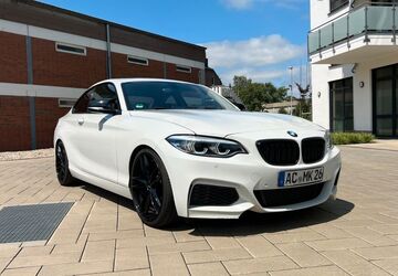 BMW 220 243.000 km 11.599 &euro; Aachen 52076