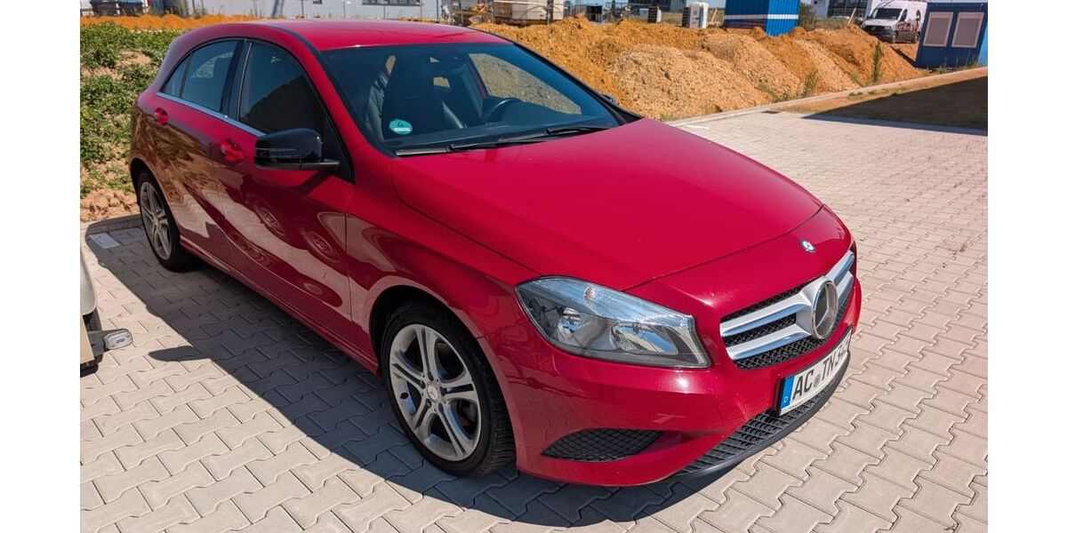 Mercedes-Benz A 180 141.983 km 7.950 &euro; Geilenkirchen 52511