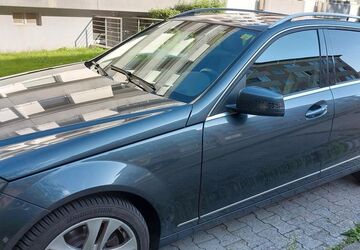 Mercedes-Benz 220 245.841 km 7.000 &euro; Aachen 52078