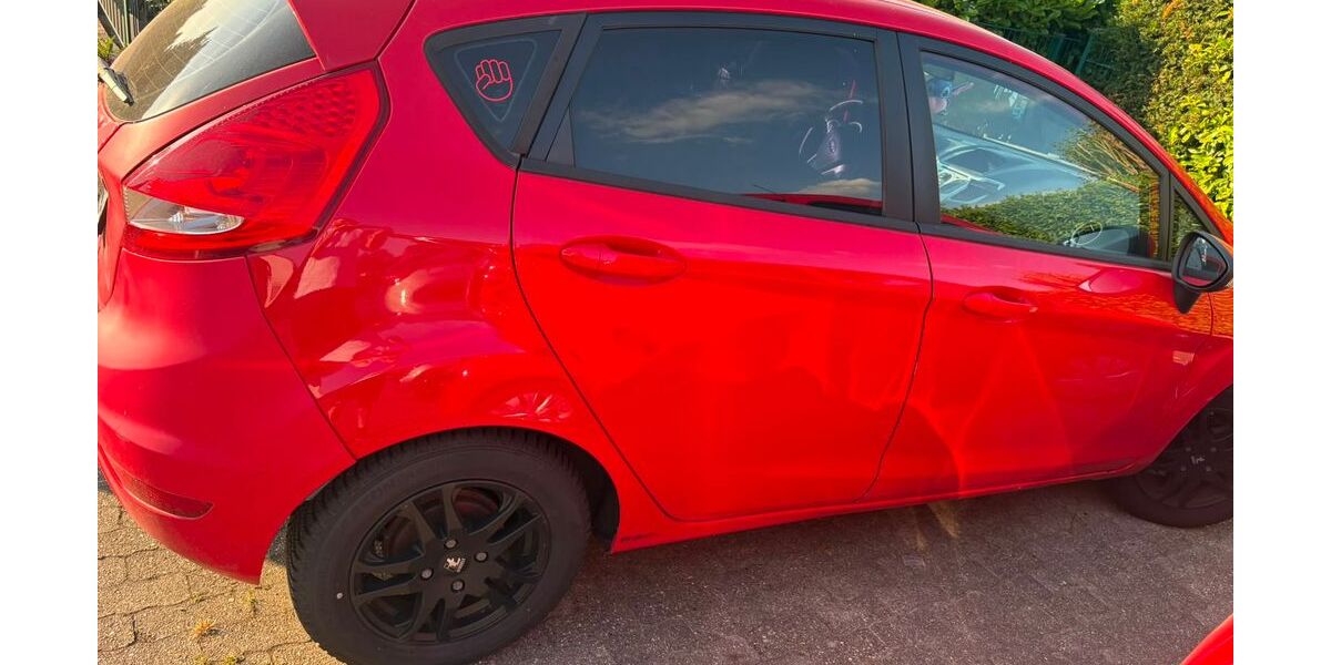 Ford Fiesta 194.590 km 1.800 &euro; Herzogenrath 52134