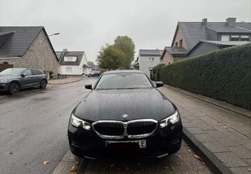 BMW 330 80.000 km 22.999 &euro; Übach-Palenberg 52531