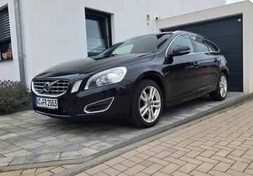Volvo V60 188.555 km 10.100 &euro; Aachen 52078