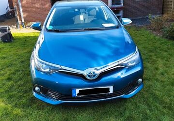Toyota Auris 162.000 km 12.900 &euro; Alsdorf 52477