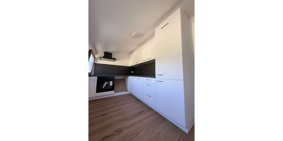 Etagenwohnung Aachen Laurensberg - 5 Zimmer, 120 m&sup2;, 1.500&euro; | Angebot:27640001