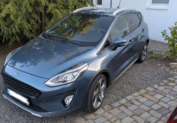 Ford Fiesta 93.600 km 9.000 &euro; Geilenkirchen 52511
