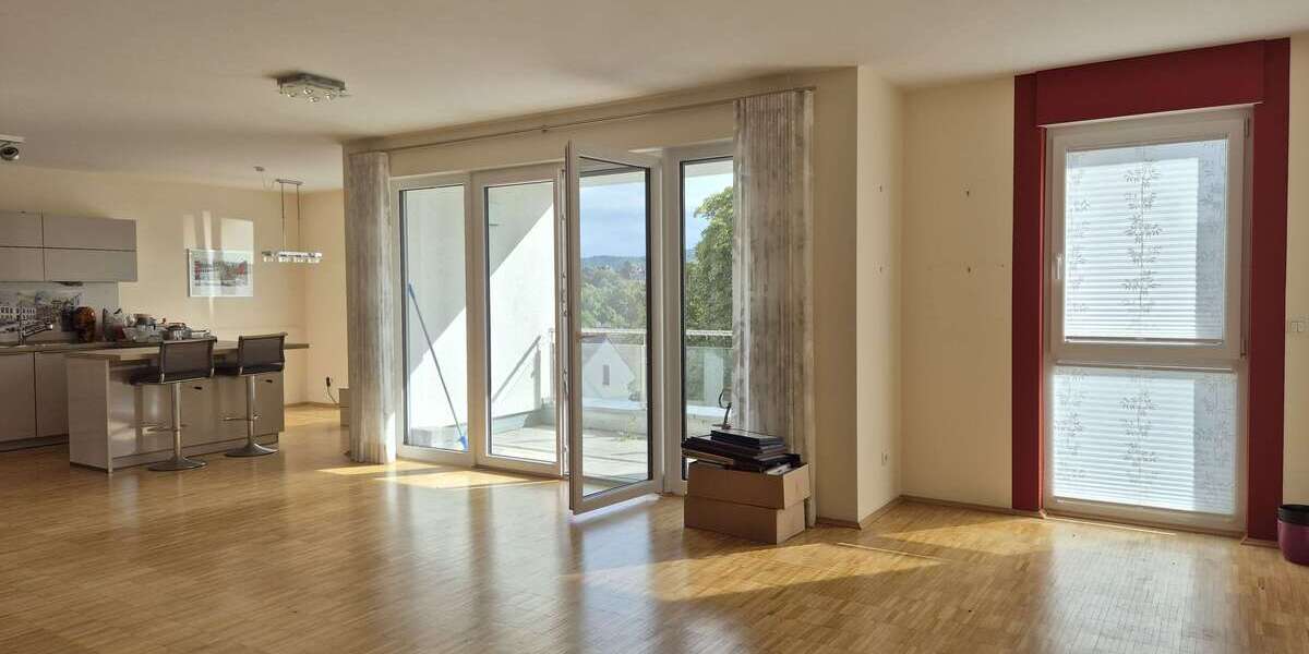Etagenwohnung Aachen Aachen-Mitte - 3 Zimmer, 115 m&sup2;, 1.495&euro; | Angebot:27282054