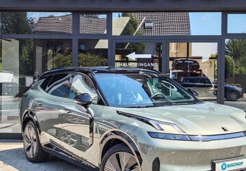 Lynk & Co 08 2.179 km 46.900 &euro; Übach-Palenberg 52531