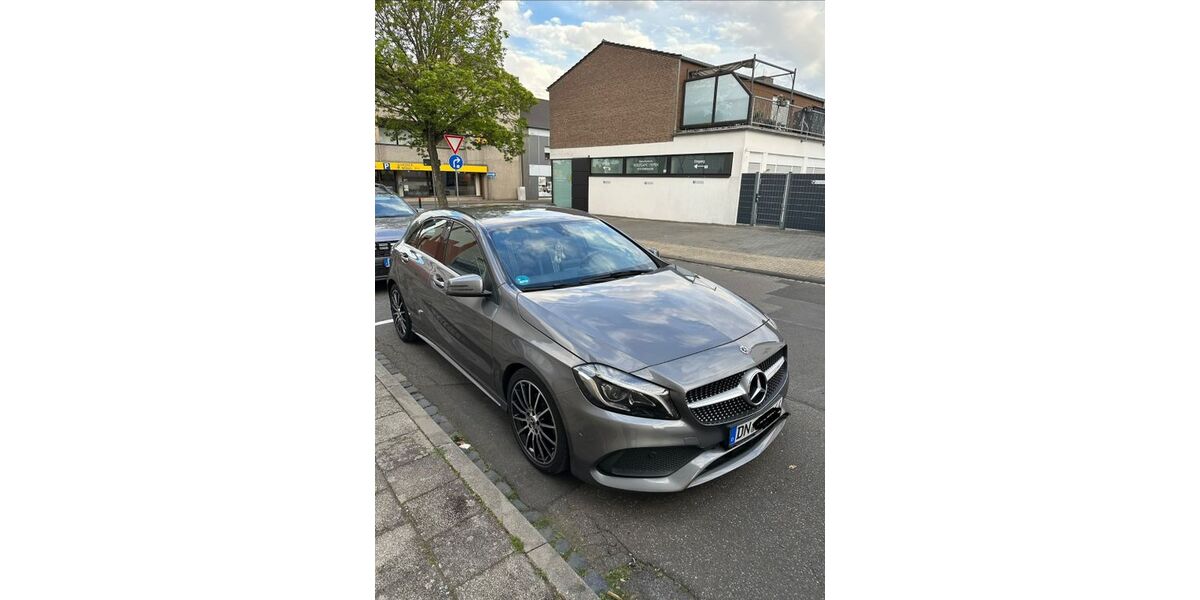 Mercedes-Benz A 180 95.307 km 16.150 &euro; Düren 52355