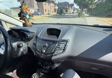 Ford Fiesta 162.000 km 3.400 &euro; Langerwehe 52379