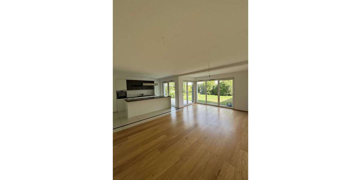 Etagenwohnung Aachen Aachen-Mitte - 4 Zimmer, 120 m&sup2;, 1.450&euro; | Angebot:27082369