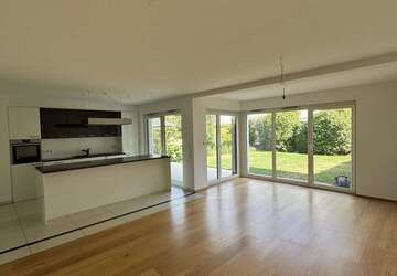 Wohnung Aachen Aachen-Mitte - 4 Zimmer, 120 m&sup2;, 1.450&euro; | Angebot:27082369