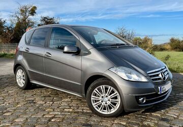 Mercedes-Benz A 160 126.000 km 5.250 &euro; Aachen 52078