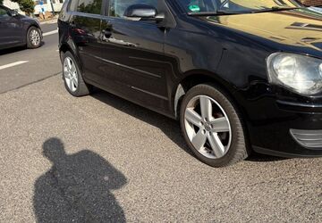 VW Polo 161.000 km 2.600 &euro; Düren 52351