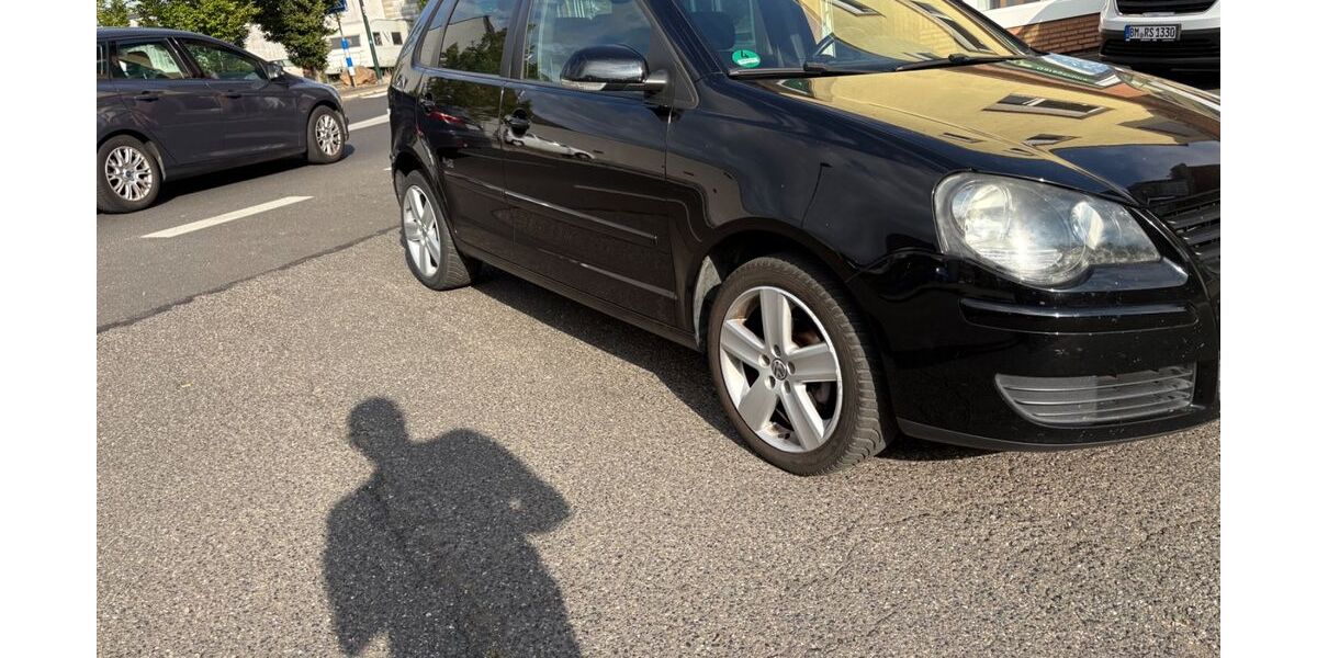 VW Polo 161.000 km 2.600 &euro; Düren 52351