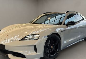 Porsche Taycan 5.500 km 104.400 &euro; Aachen 52068