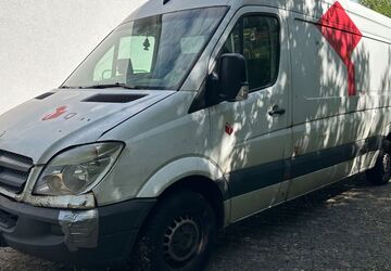 Mercedes-Benz Sprinter 446.000 km 3.500 &euro; Düren 52351