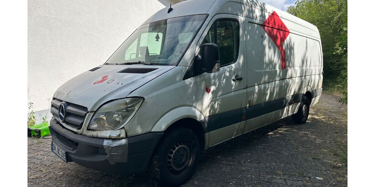 Mercedes-Benz Sprinter 446.000 km 3.500 &euro; Düren 52351